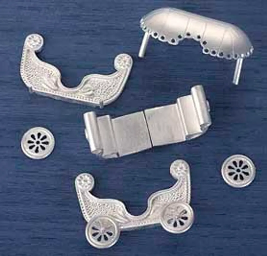 The carriage in progress